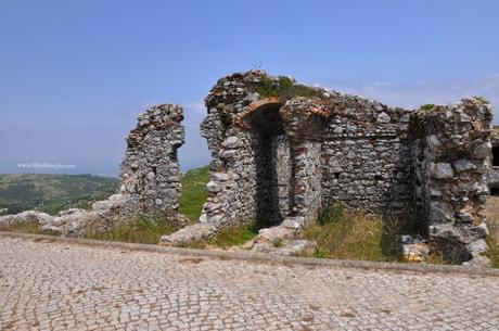 Portogallo: la Serra de Montejunto tra mulini, natura e una fabbrica di ghiaccio del 1800 Portogallo: la Serra de Montejunto tra mulini, natura e una fabbrica di ghiaccio del 1800
