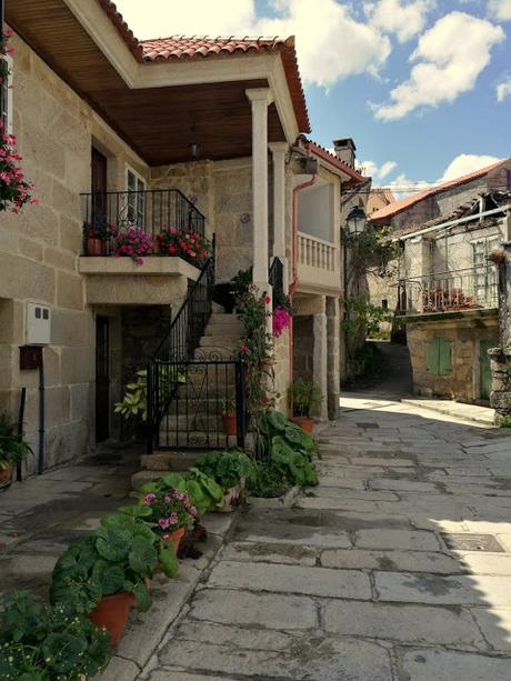 Paesini della Galizia: Combarro, il borgo dei cruceiros e delle streghe Paesini della Galizia: Combarro, il borgo dei cruceiros e delle streghe