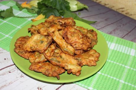 Frittelle di zucchine e fiori - Ricetta della nonna! Aglaia