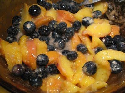 Maryland peach and Blueberry pie