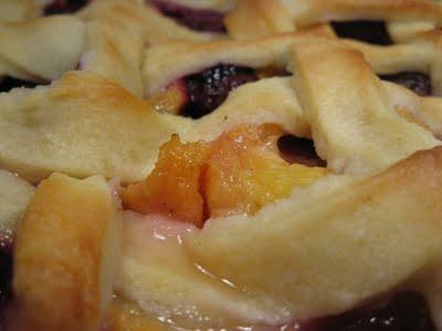 Maryland peach and Blueberry pie