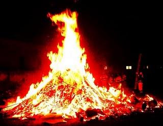 IL SIMBOLO DEL FUOCO E I RITI MAGICO-PROPIZIATORI IN SARDEGNA