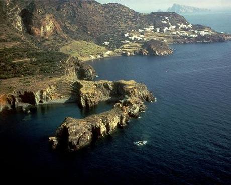 Isola di Panarea - Sicilia - L'Articolo