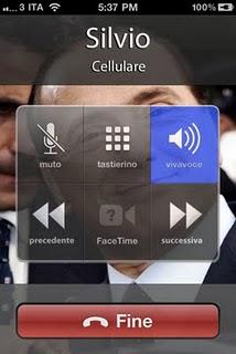 L'app chiama Silvio Berlusconi.