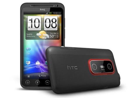 HTC Evo 3D: il lancio ufficiale in Europa arriverà a Luglio