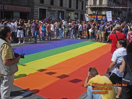 LGBT PRIDE MILANO 2011 - Milano siamo anche noi - LE FOTOGRAFIE