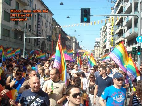 LGBT PRIDE MILANO 2011 - Milano siamo anche noi - LE FOTOGRAFIE