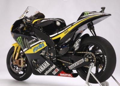 Yamaha YZR-M1 C.Edwards 2009 by Utage Factory House