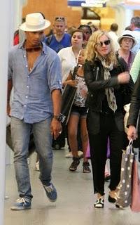 Madonna a Brahim Zaibat in pubblico si sono baciati