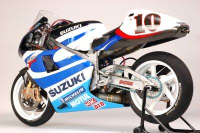 Suzuki RGV 500 K.Roberts 1999 by Utage Factory House