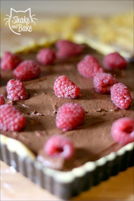 Raspberry choco tarte