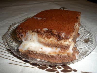 TIRAMISU' CON CREMA DI LATTE E CACAO