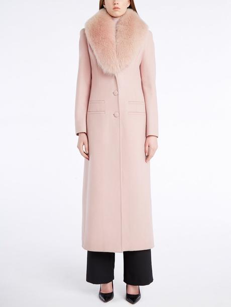 IL CAPPOTTO È IL VERO MUST HAVE PER LA PROSSIMA STAGIONE SCOPRI DI PIÙ! IL CAPPOTTO È IL VERO MUST HAVE PER LA PROSSIMA STAGIONE SCOPRI DI PIÙ!