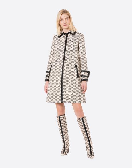 IL CAPPOTTO È IL VERO MUST HAVE PER LA PROSSIMA STAGIONE SCOPRI DI PIÙ! IL CAPPOTTO È IL VERO MUST HAVE PER LA PROSSIMA STAGIONE SCOPRI DI PIÙ!