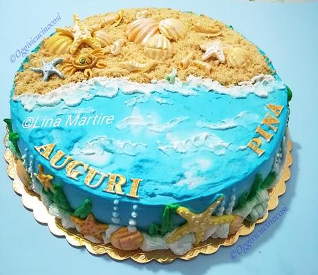 Torta tema marino con conchiglie Torta tema marino con conchiglie