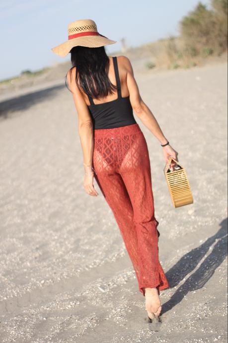 themorasmoothie paola buonacara, summer look, summer outfit, swimsuit, look, outfit, fashionblogger, italian fashion blogger, costume e pareo, copricostume, borsa bambu, cappello paglia