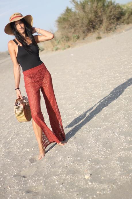 themorasmoothie paola buonacara, summer look, summer outfit, swimsuit, look, outfit, fashionblogger, italian fashion blogger, costume e pareo, copricostume, borsa bambu, cappello paglia