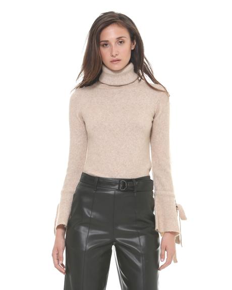 SCOPRI LA NUOVA COLLEZIONE FALL WINTER 2019 SILVIAN HEACH SCOPRI LA NUOVA COLLEZIONE FALL WINTER 2019 SILVIAN HEACH