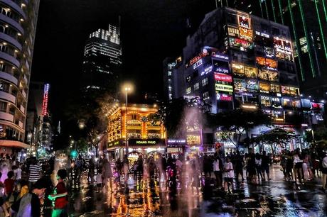 Ho Chi Minh: Cosa Vedere e Altri Utili Suggerimenti Nguyen Hue Street