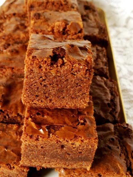 BROWNIE ALLA MODA DI MAMMAZAN BROWNIE ALLA MODA DI MAMMAZAN