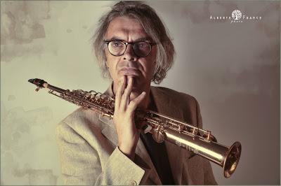 Chi va con lo Zoppo... ascolta 'MusicaParte', il nuovo album di Franco Olivero! Chi va con lo Zoppo... ascolta 'MusicaParte', il nuovo album di Franco Olivero!