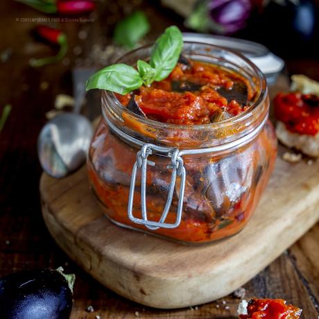Melanzane piccantine ai due pomodori melanzane-piccantine-ai-due-pomodori-verdure-ricetta-facile-veloce-antipasto-contemporanaeo-food