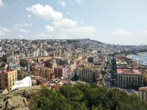 Vedi Napoli e poi…. week-end nella città partenopea Vedi Napoli e poi…. week-end nella città partenopea