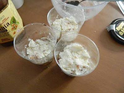 BICCHIERINI RICOTTA COCCO E CIOCCOLATO BICCHIERINI RICOTTA COCCO E CIOCCOLATO