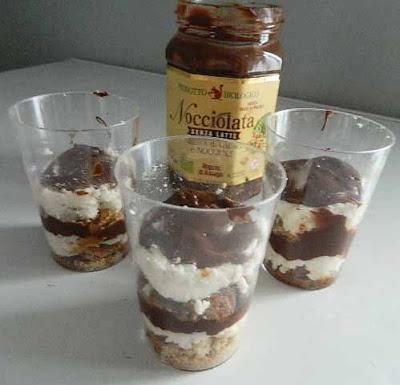 BICCHIERINI RICOTTA COCCO E CIOCCOLATO BICCHIERINI RICOTTA COCCO E CIOCCOLATO