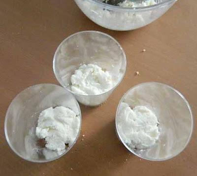 BICCHIERINI RICOTTA COCCO E CIOCCOLATO BICCHIERINI RICOTTA COCCO E CIOCCOLATO