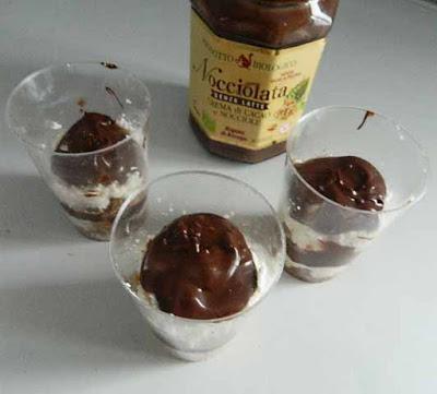 BICCHIERINI RICOTTA COCCO E CIOCCOLATO BICCHIERINI RICOTTA COCCO E CIOCCOLATO