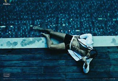 Oriol Elcacho in Dolce & Gabbana su Esquire España Luglio/Agosto 2011