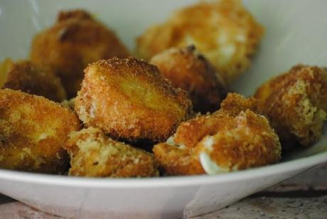 Bocconcini di mozzarella (di bufala) fritti