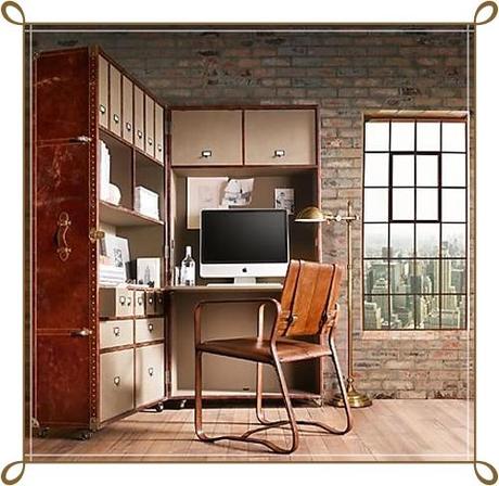 Shabby chic on Friday: vintage trunks...