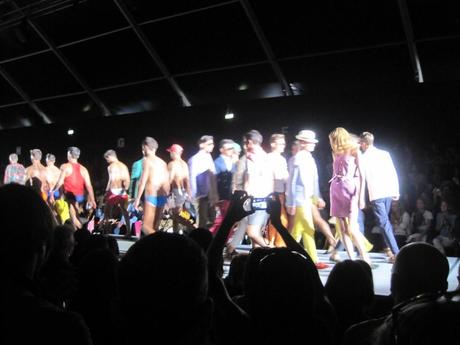 MY MFW SS 2012: DSQUARED, eurotrip (Kazaky’s perfomance video)