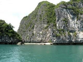 LA BAIA DI HALONG