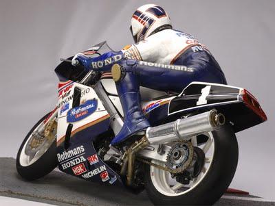 Diorama - Wayne Gardner & Honda RVF 750 8 Hours Suzuka 1987 (Tamiya) by Utage Factory House