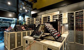 MAC Cosmetics, Sempre Pronta per Nuove Sfide