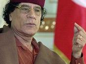Prego Signor Gheddafi, accomodi.