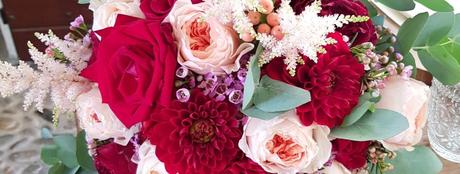 Rose rosse e juliet color pesca per un bouquet speciale Rose rosse e juliet color pesca per un bouquet speciale