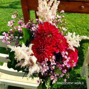 Rose rosse e juliet color pesca per un bouquet speciale Rose rosse e juliet color pesca per un bouquet speciale