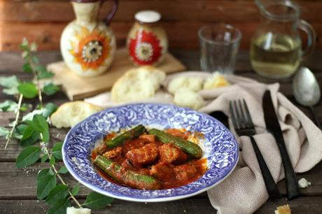 spezzatino con zucchine / kokkinisto me kolokythakia spezzatino con zucchine / kokkinisto me kolokythakia