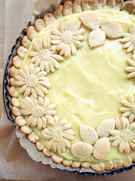 Crostata senza burro alla crema e fava tonka Crostata senza burro alla crema e fava tonka