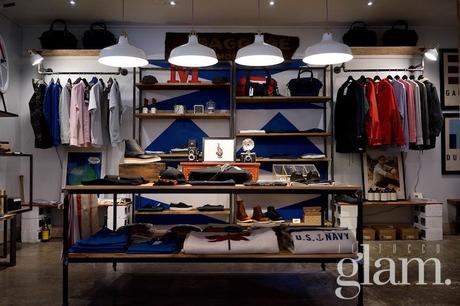 Negozio di abbigliamento: come scegliere l’arredamento giusto Negozio di abbigliamento: come scegliere l’arredamento giusto