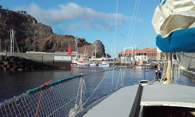 Slow Sailing/Da Tenerife a La Gomera Slow Sailing/Da Tenerife a La Gomera