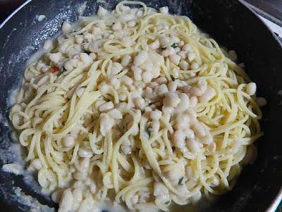 SPAGHETTI CON FAGIOLI SPAGHETTI CON FAGIOLI