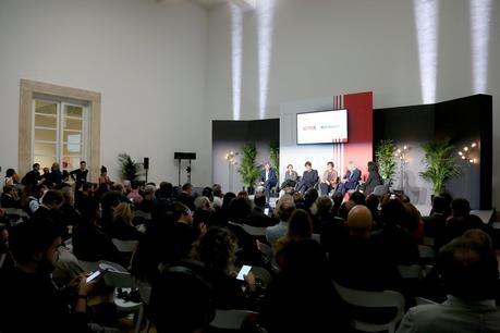 Netflix e Mediaset annunciano partnership per realizzare film italiani Netflix e Mediaset annunciano partnership per realizzare film italiani