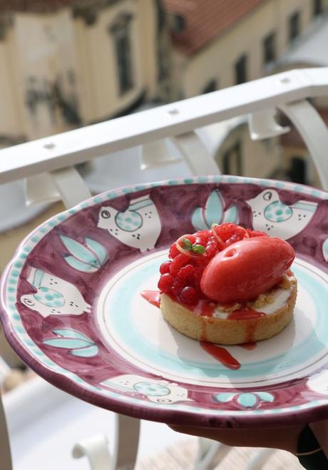 Le Sirenuse di Positano: Press Lunch al Ristorante La Sponda, dove cielo e mare incontrano le eccellenze della cucina mediterranea Le Sirenuse di Positano: Press Lunch al Ristorante La Sponda, dove cielo e mare incontrano le eccellenze della cucina mediterranea