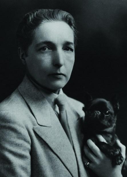 MISS STEPHEN | Radclyffe Hall ovvero il diritto all’esistenza MISS STEPHEN | Radclyffe Hall ovvero il diritto all’esistenza