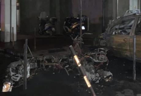 Incendiato il motorino del sindaco di San Giorgio a Cremano: “Mai un passo indietro…” Incendio motorino